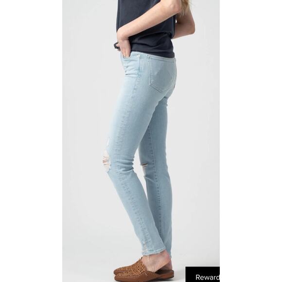 FRAME Le High Skinny jeans Size 26 in a light blue wash with distressed knees. - Picture 3 of 8